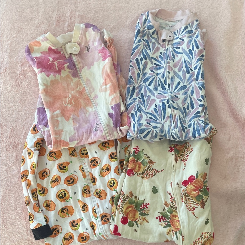 Burt's Bees Baby pajamas** Bundle 5+ items and name your offer!!! 💖💞